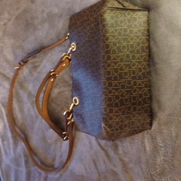 CALVIN KLINE TOTE PURSE LIKE NEW BEAUTIFUL - Picture 10 of 12